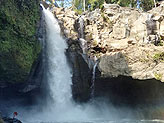 トゥグヌンガンの滝